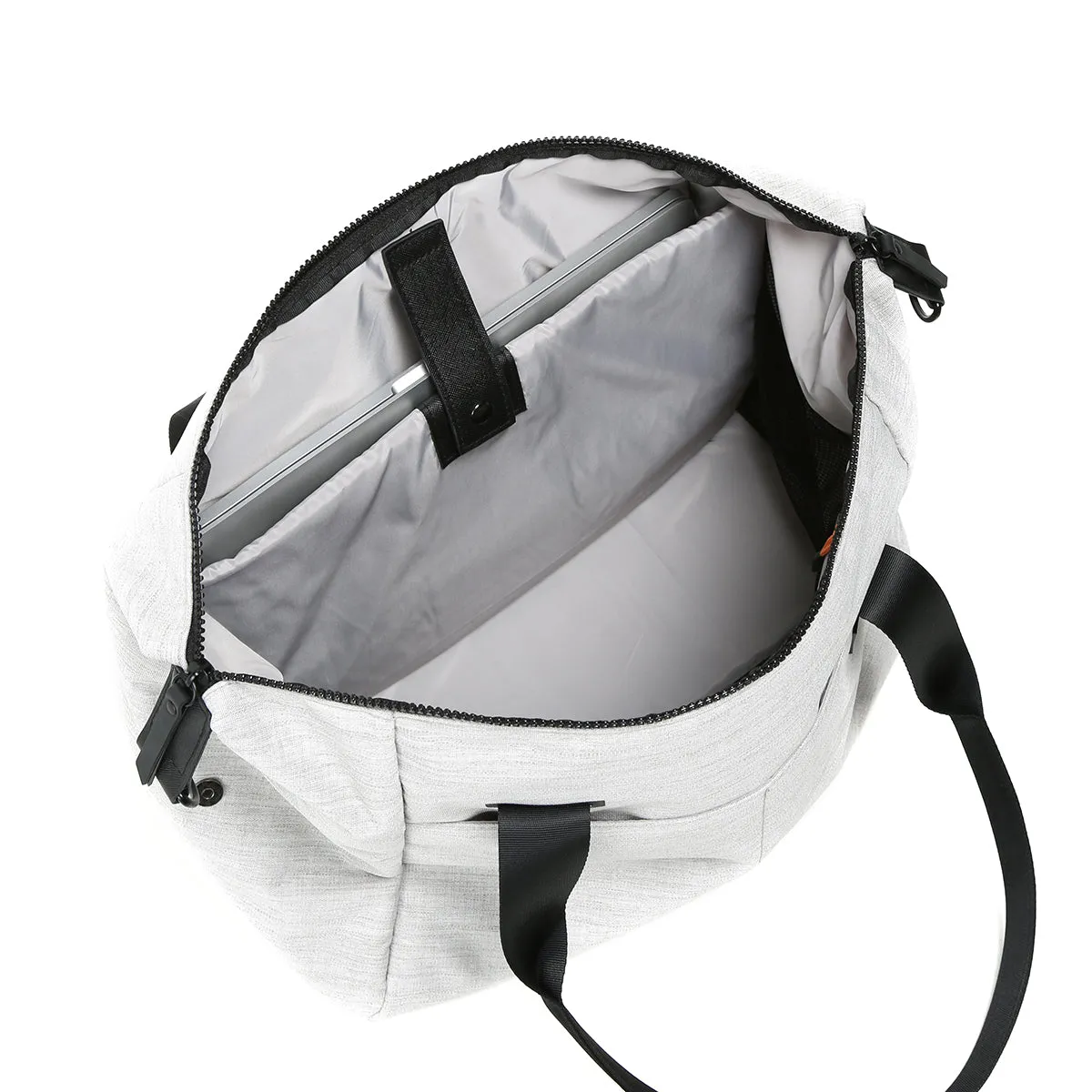 Alana Duffel *