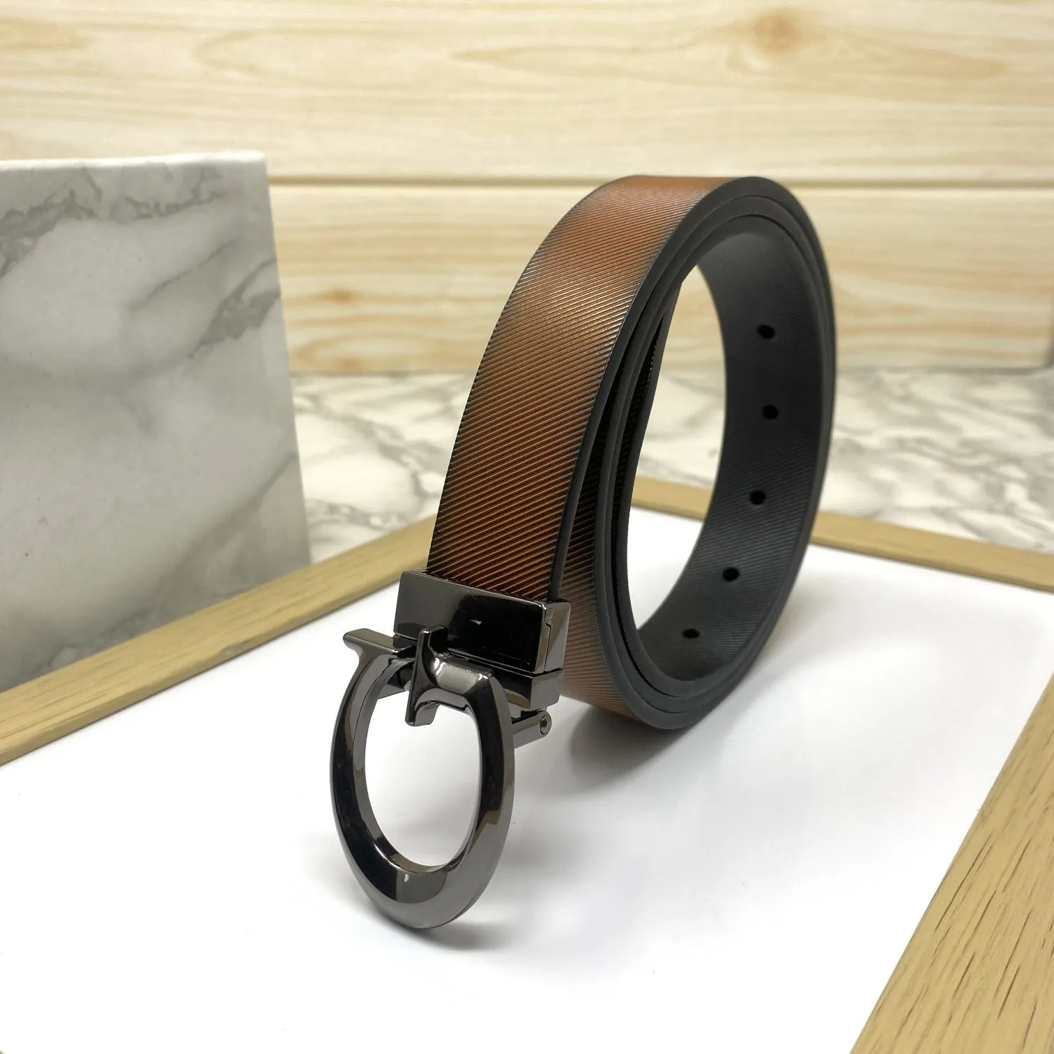 Small G Letter Reversible Strap Belt For Men-JonasParamount